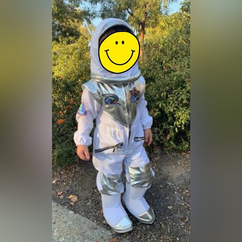 FAO Schwarz Silver and White Astronaut Costume